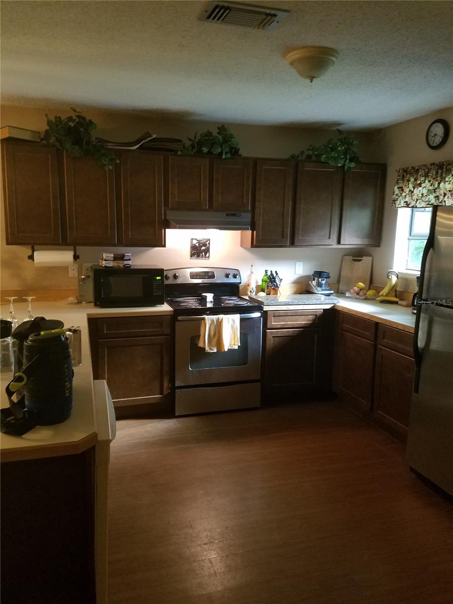 Image 12 of 14 For 630 Newburyport Avenue