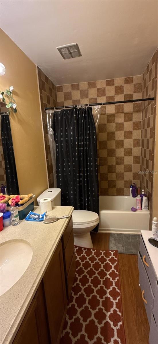 Image 5 of 14 For 630 Newburyport Avenue