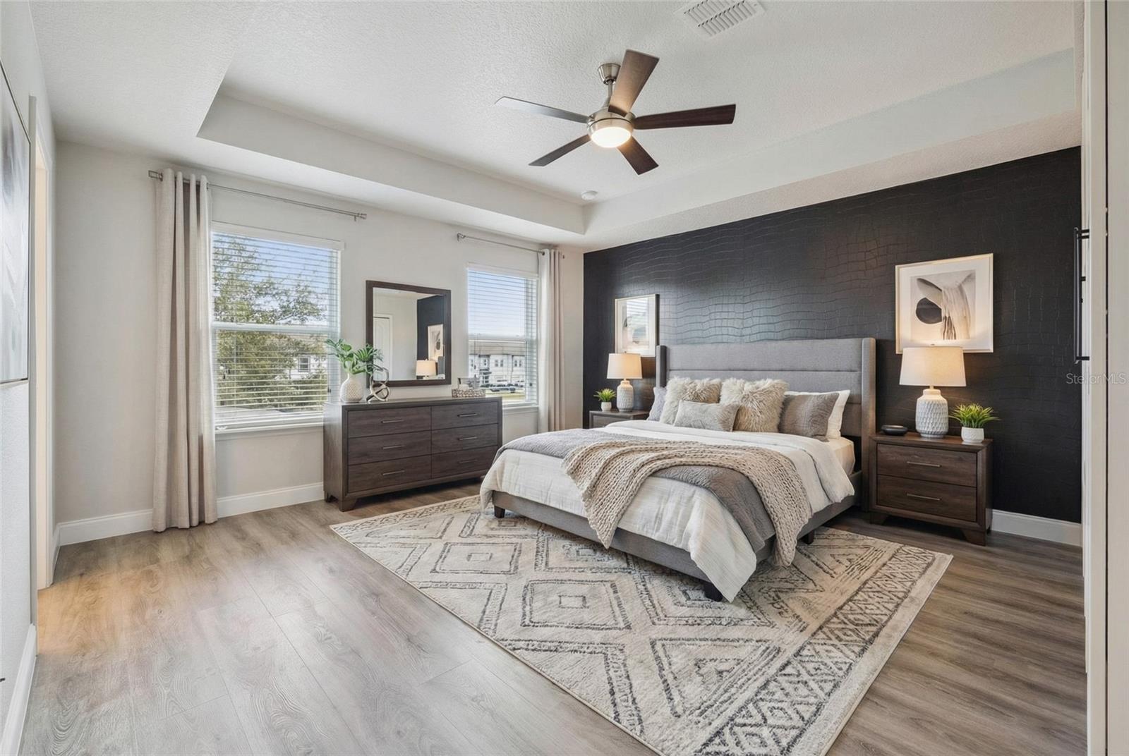 Image 26 of 46 For 1327 Yorkshire Court