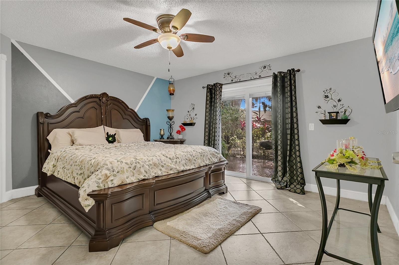 Image 16 of 41 For 8612 Otter Creek Court