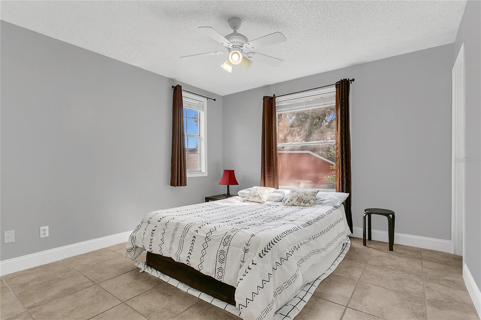 Image 21 of 41 For 8612 Otter Creek Court