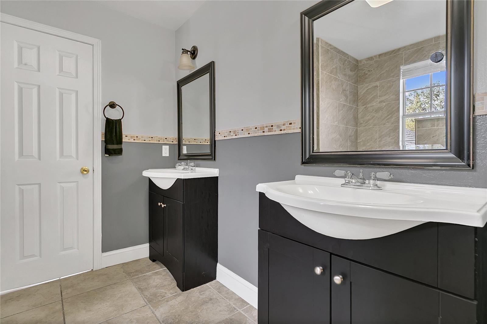 Image 22 of 41 For 8612 Otter Creek Court