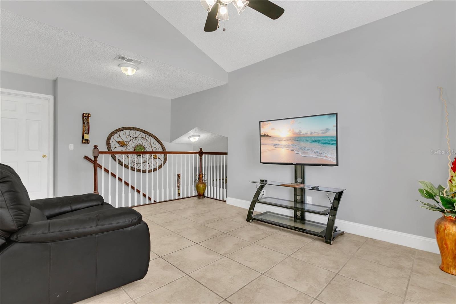 Image 25 of 41 For 8612 Otter Creek Court