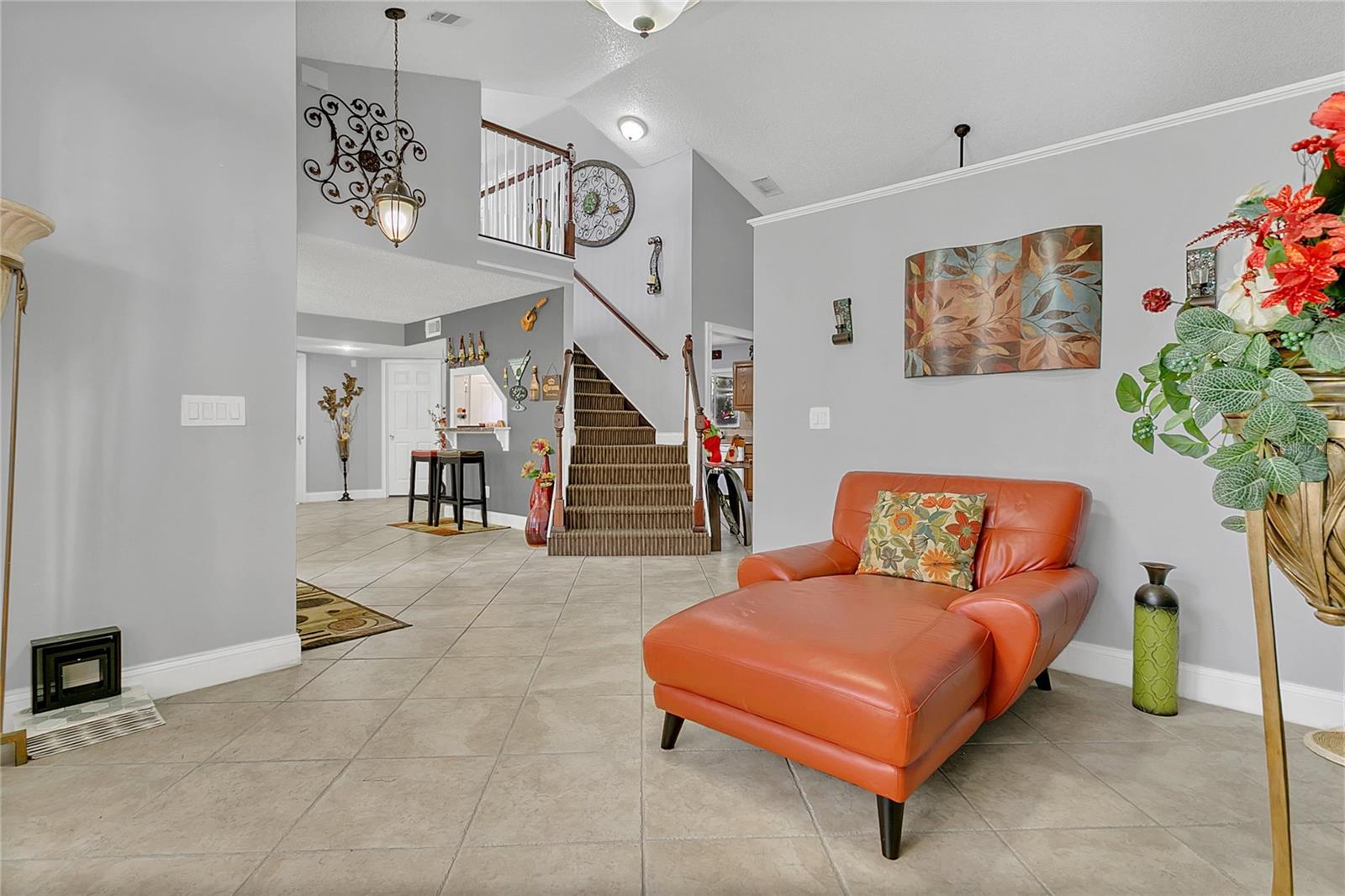 Image 5 of 41 For 8612 Otter Creek Court