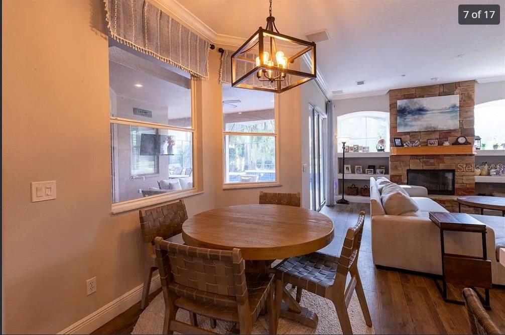 Image 22 of 30 For 1084 Shadowmoss Circle