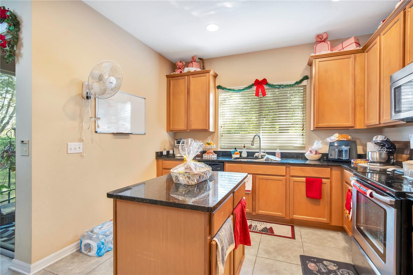 Image 10 of 27 For 5557 Rutherford Place