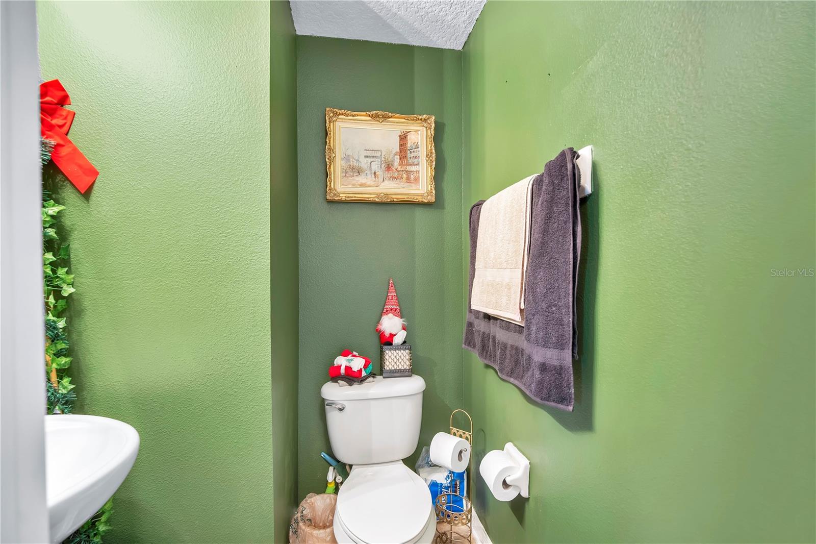 Image 11 of 27 For 5557 Rutherford Place