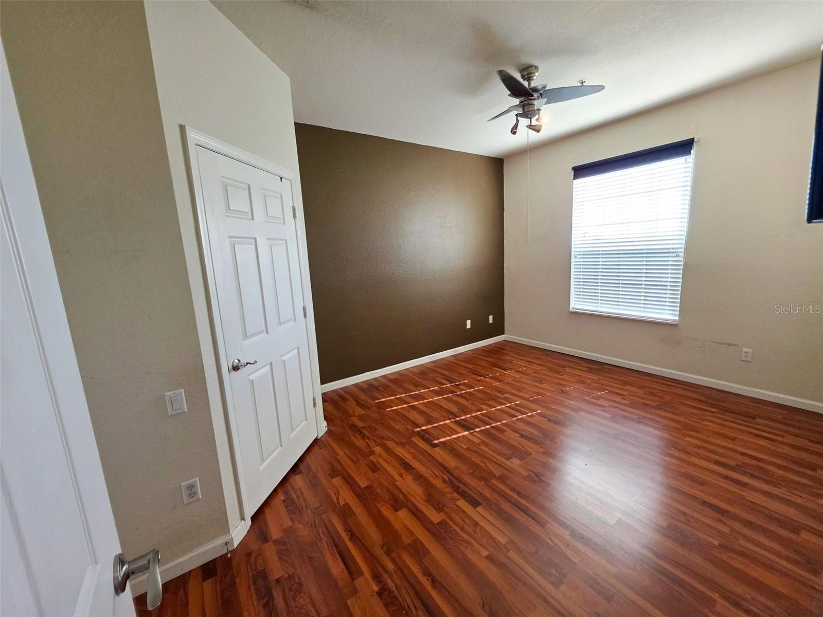 Image 3 of 23 For 3326 Robert Trent Jones Drive Drive 402