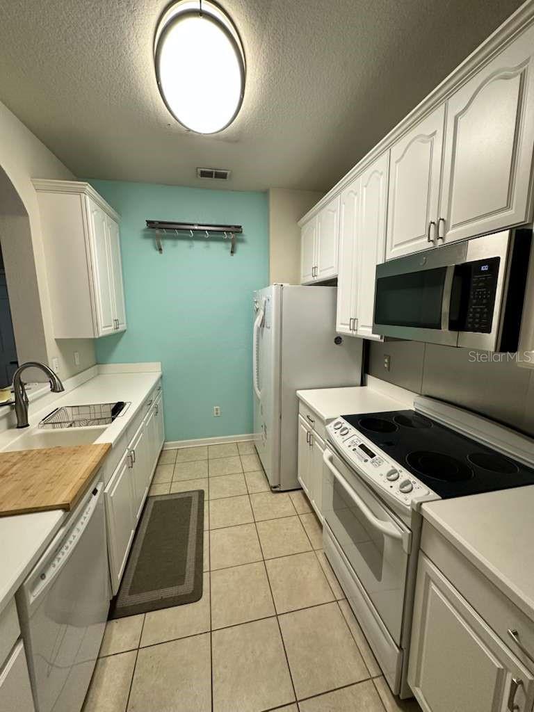 Image 7 of 23 For 3326 Robert Trent Jones Drive Drive 402