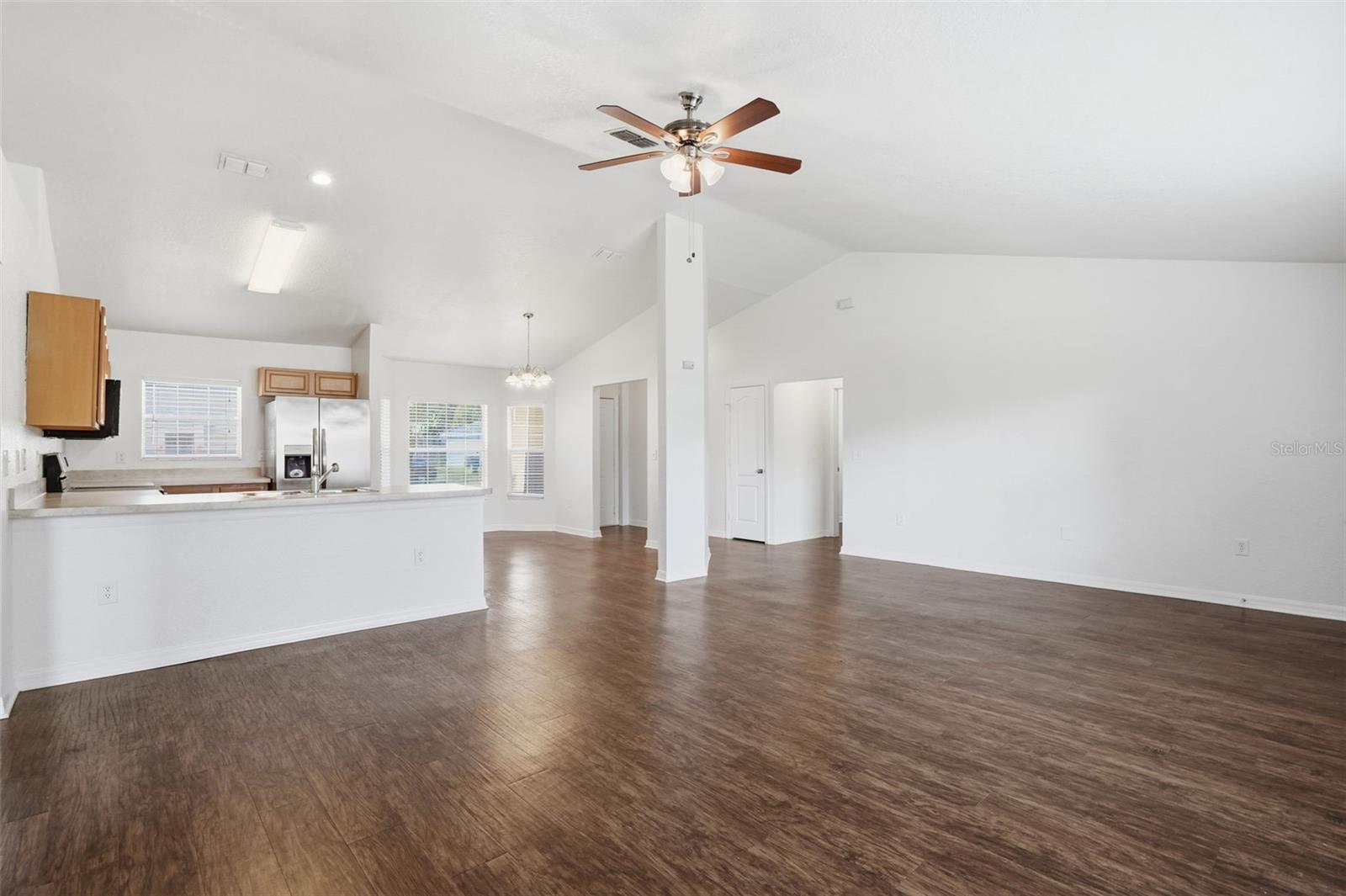 Image 8 of 26 For 6925 Krenson Oaks Street