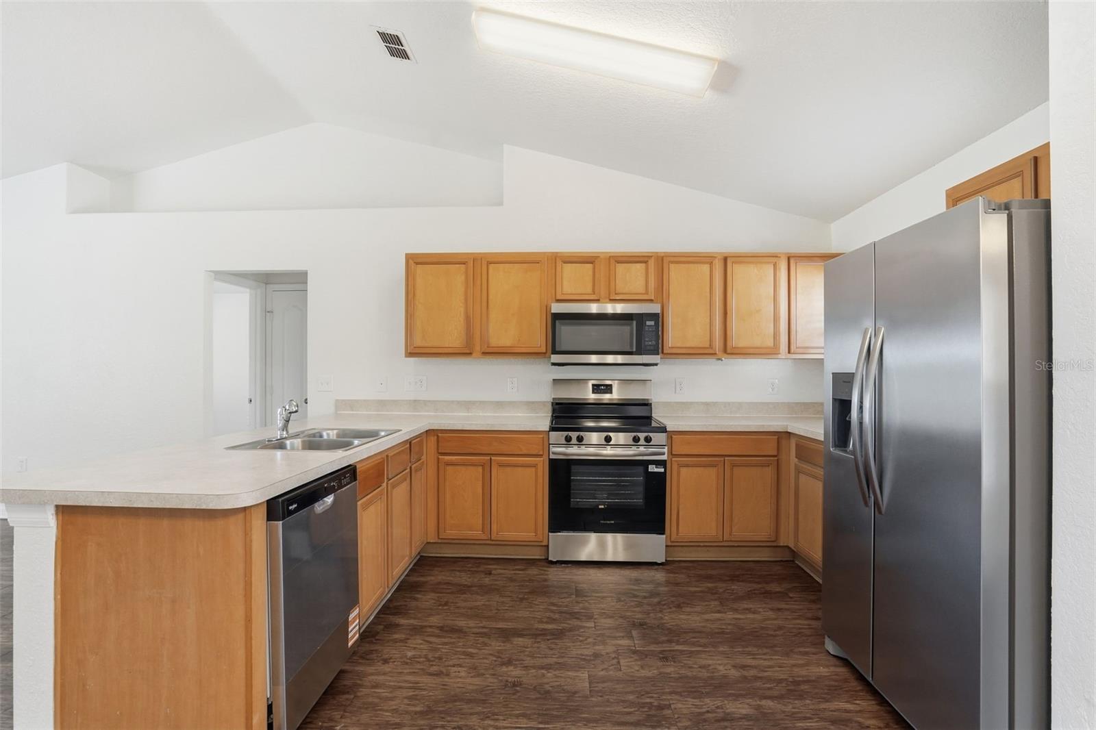 Image 9 of 26 For 6925 Krenson Oaks Street