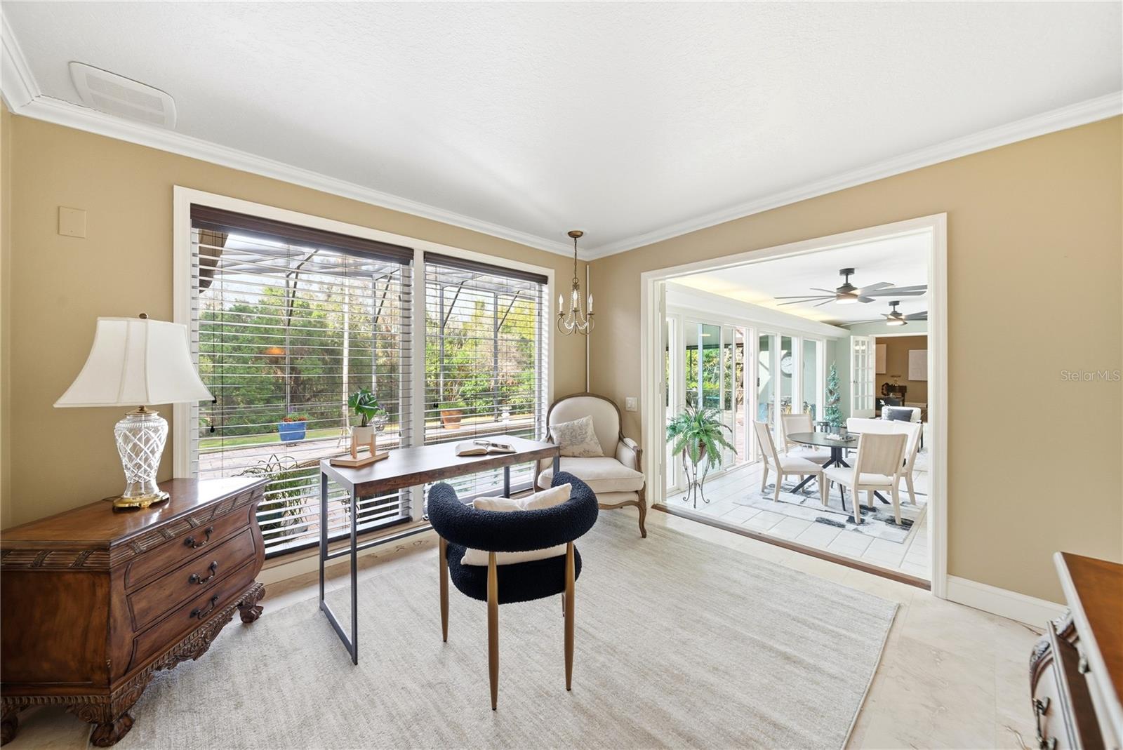 Image 10 of 49 For 930 Arabian Avenue