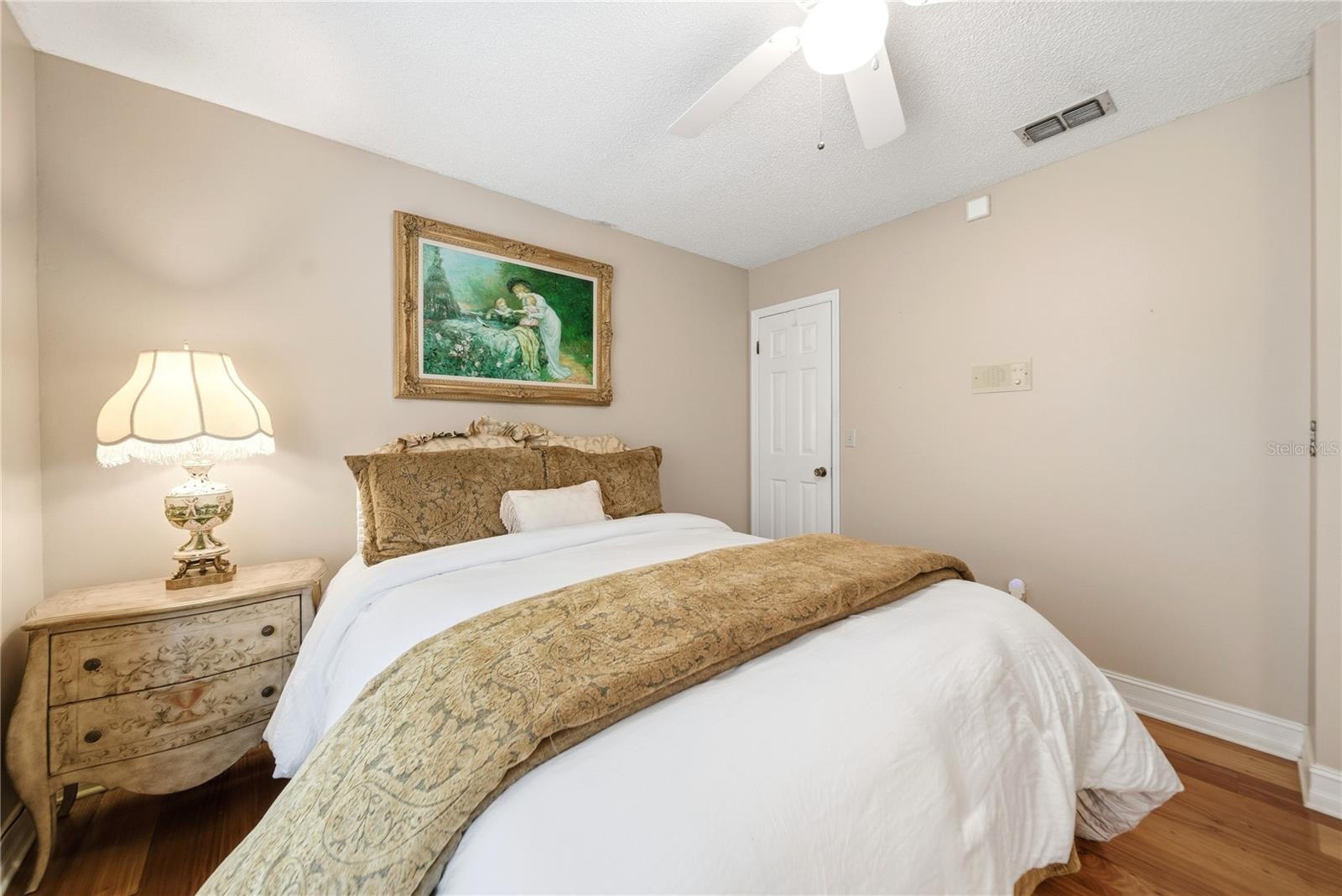 Image 29 of 49 For 930 Arabian Avenue