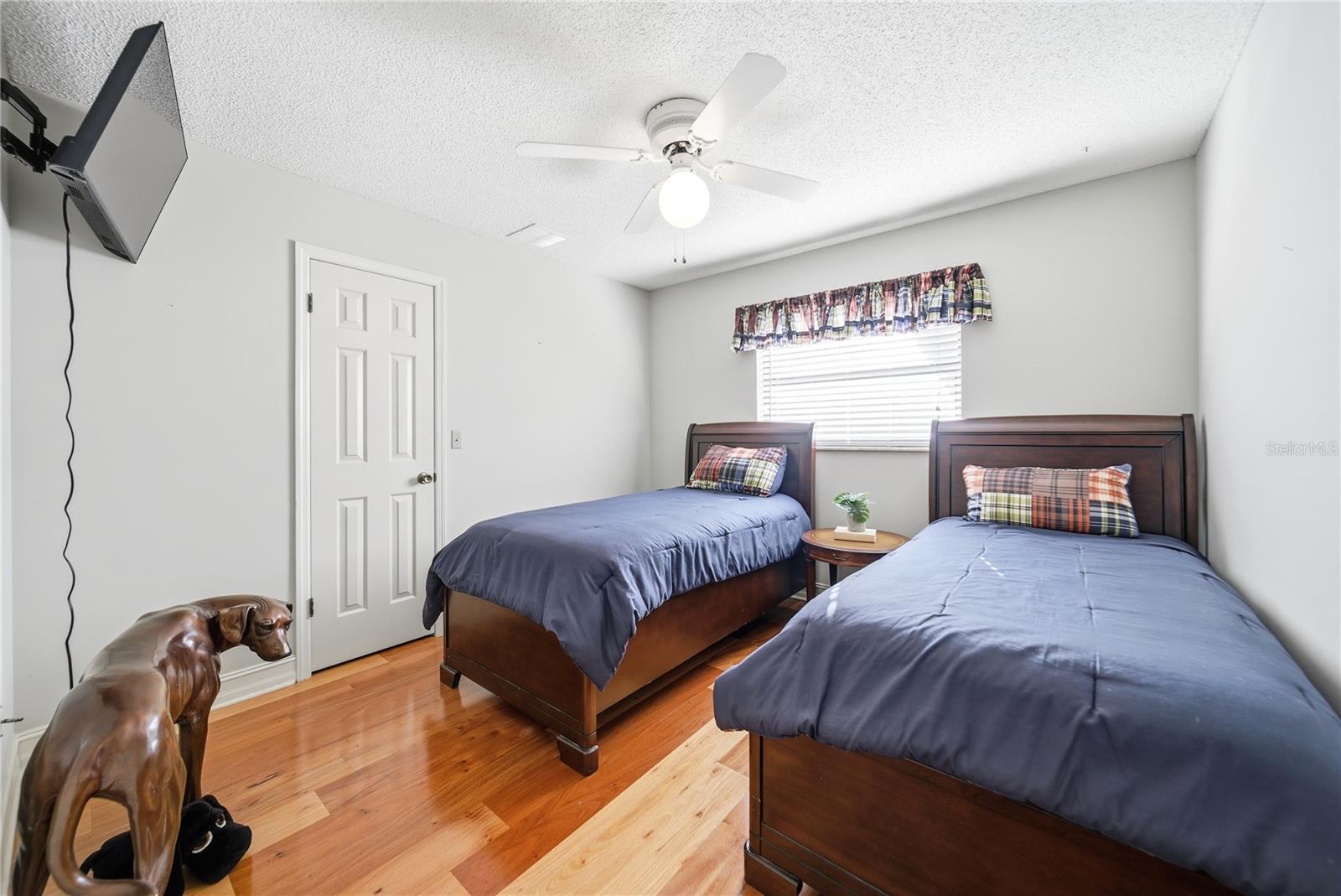 Image 30 of 49 For 930 Arabian Avenue