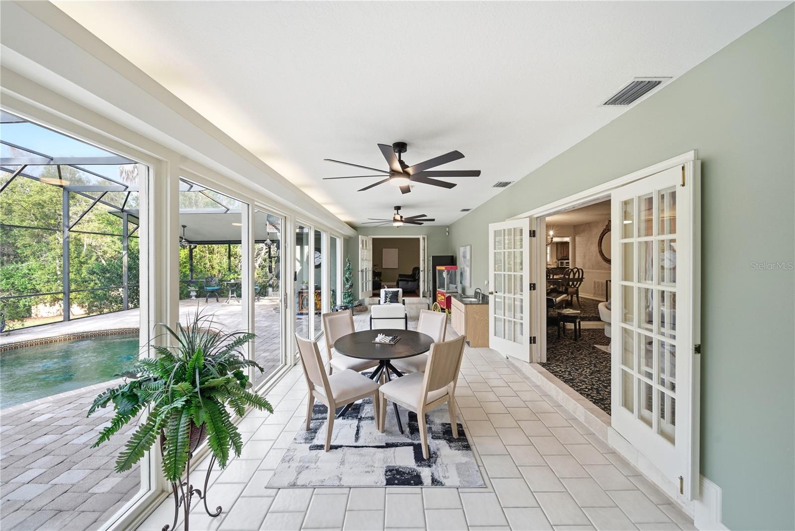 Image 8 of 49 For 930 Arabian Avenue