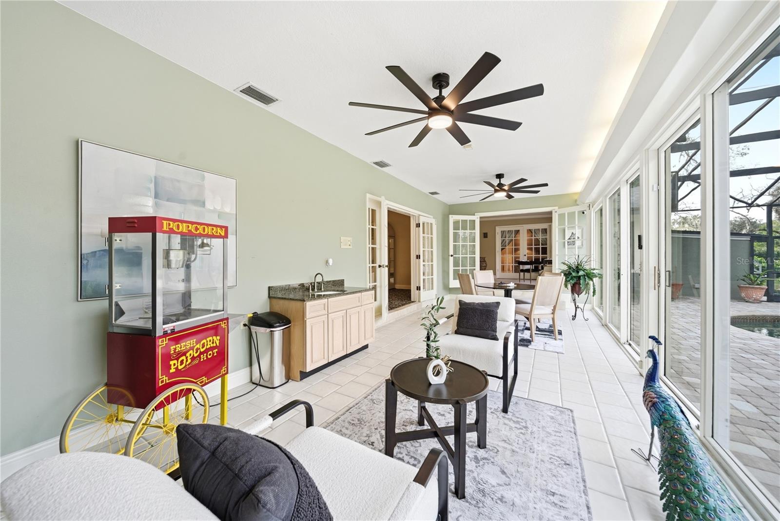 Image 9 of 49 For 930 Arabian Avenue