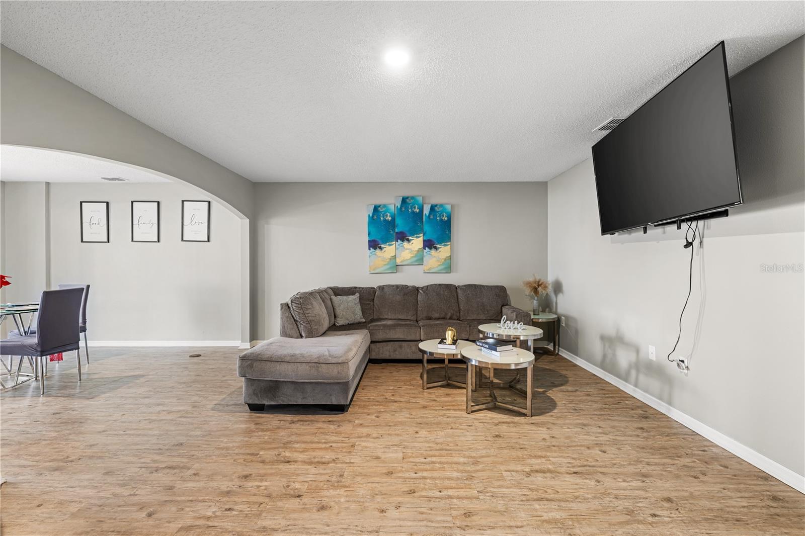 Image 12 of 42 For 2747 Merrieweather Lane