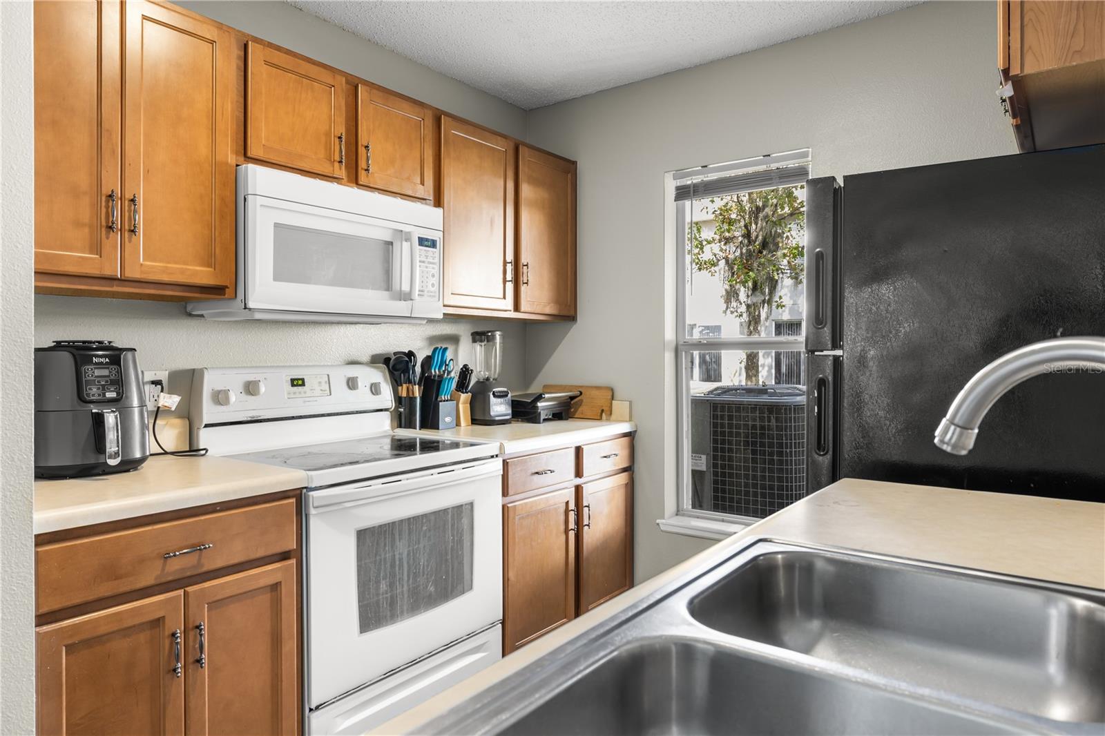 Image 18 of 42 For 2747 Merrieweather Lane