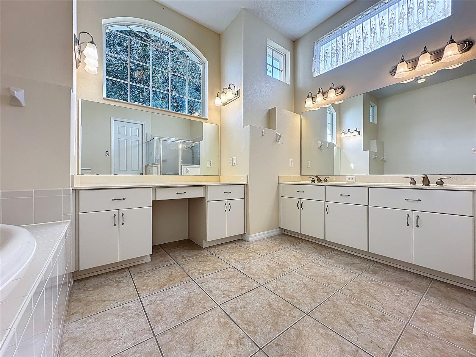 Image 31 of 41 For 27135 Nostalgia Drive