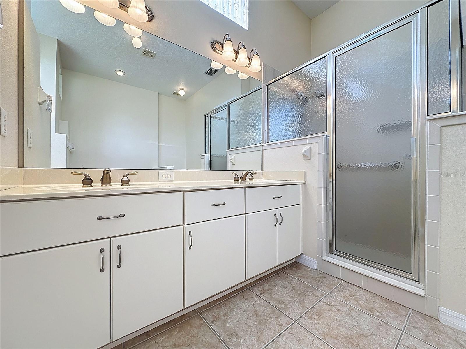 Image 32 of 41 For 27135 Nostalgia Drive