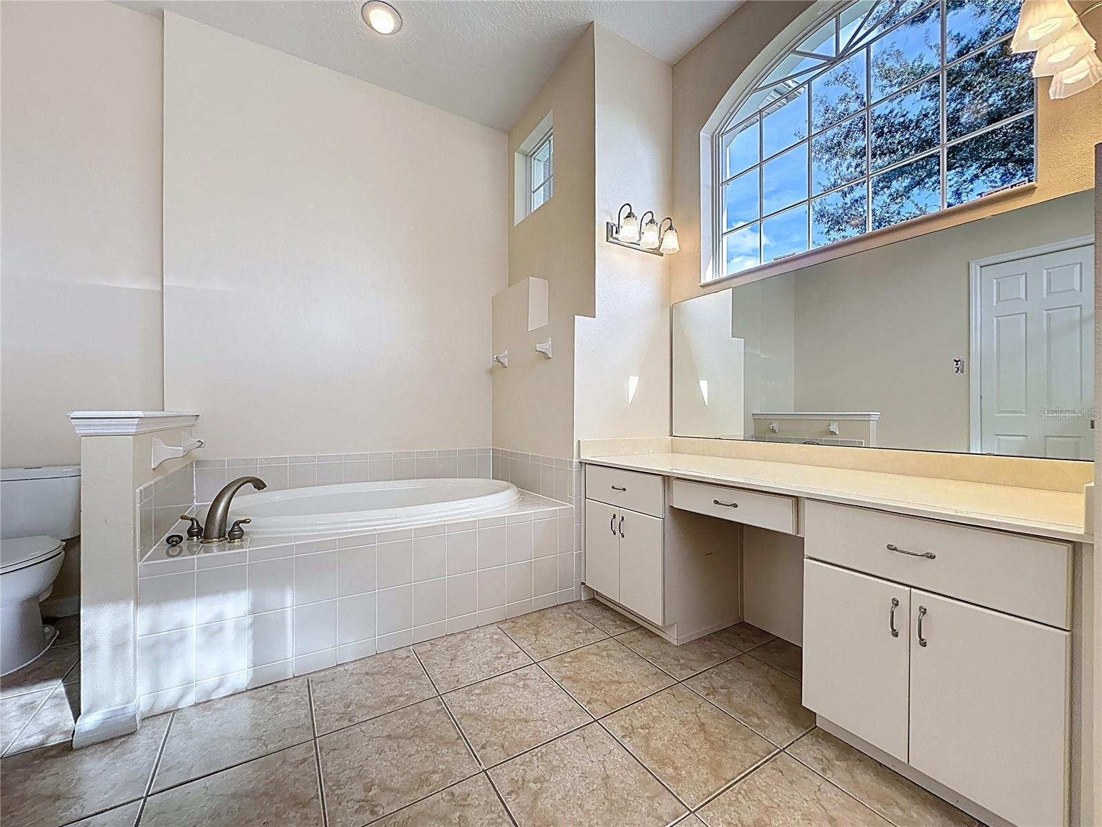 Image 33 of 41 For 27135 Nostalgia Drive