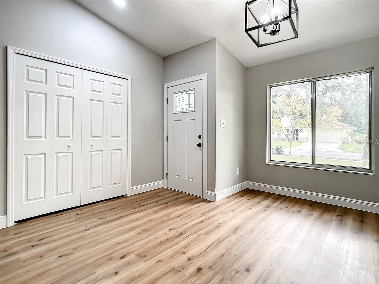 Image 7 of 11 For 1392 Alfonzo Cir