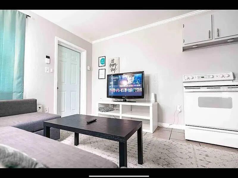 Image 15 of 29 For 1518 Pinewood Drive