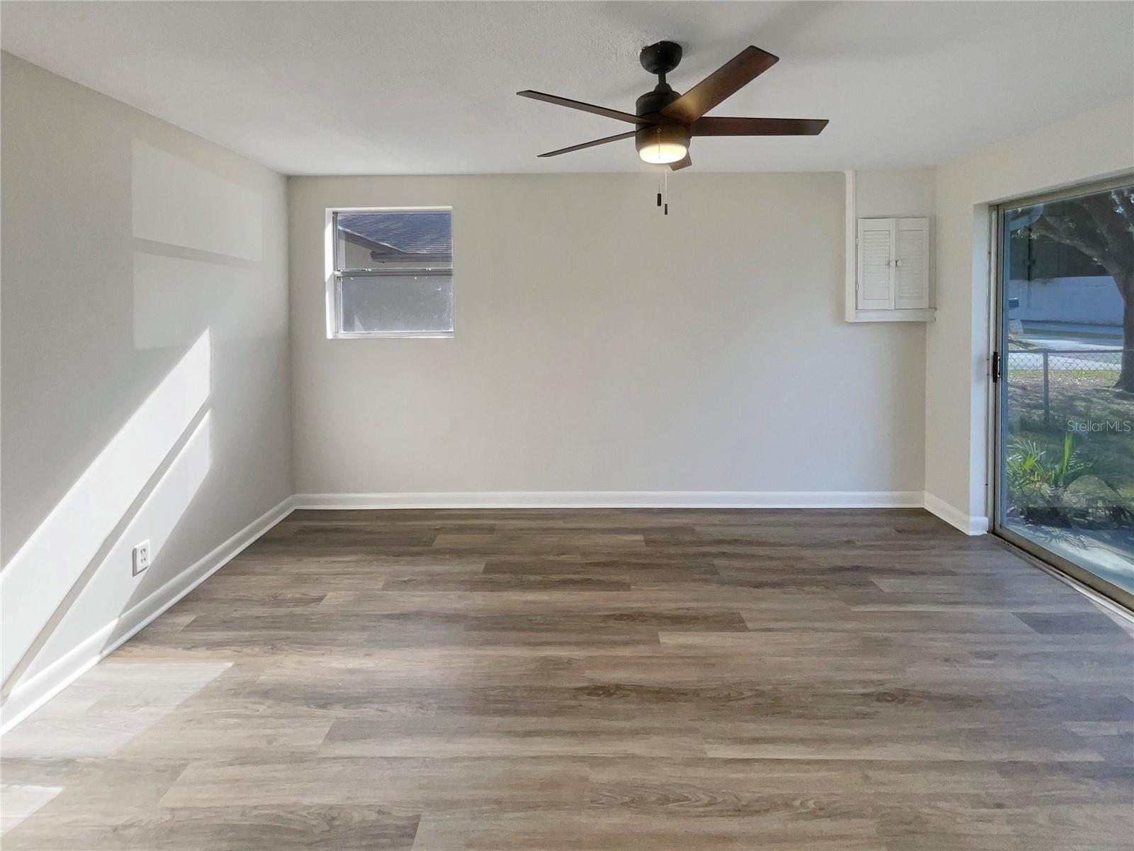 Image 12 of 25 For 16423 Lake Byrd Drive