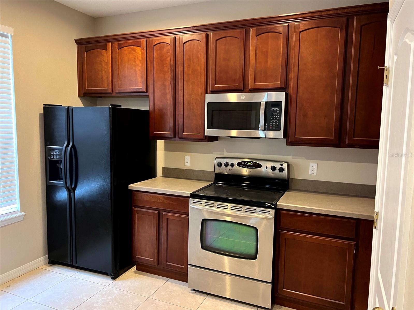 Image 3 of 12 For 10266 Lake District Lane S