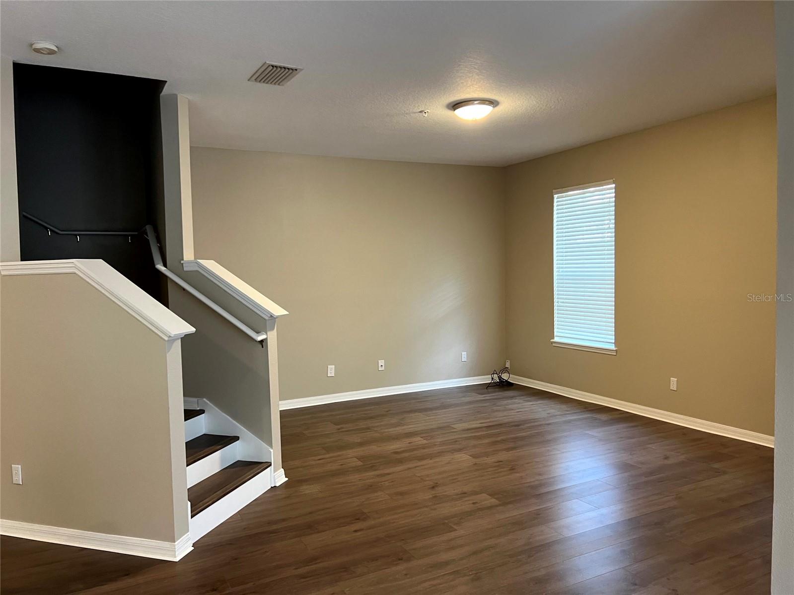 Image 7 of 12 For 10266 Lake District Lane S