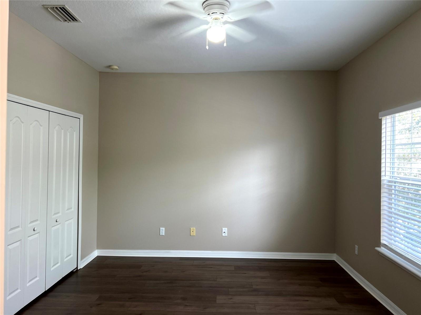 Image 8 of 12 For 10266 Lake District Lane S