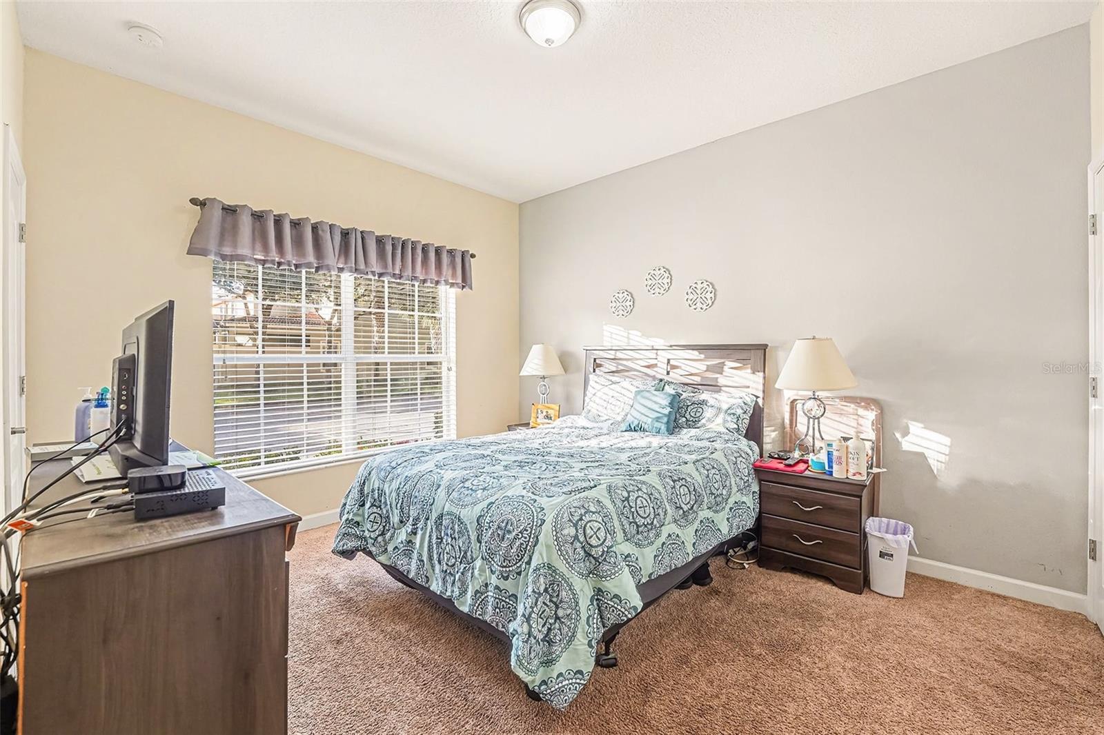 Image 18 of 45 For 3081 Beach Palm Avenue