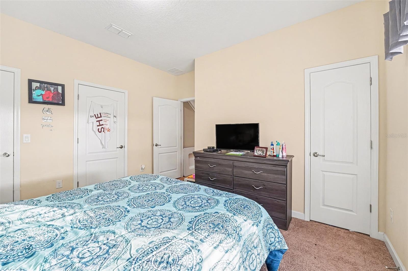 Image 20 of 45 For 3081 Beach Palm Avenue