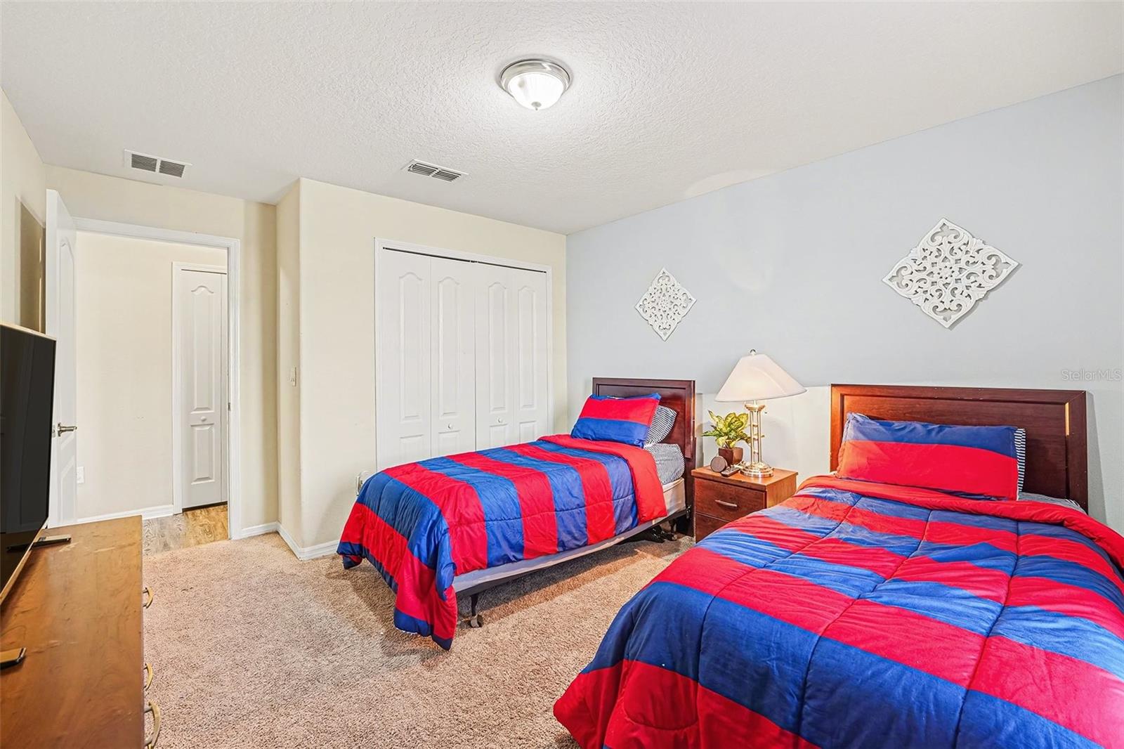 Image 26 of 45 For 3081 Beach Palm Avenue