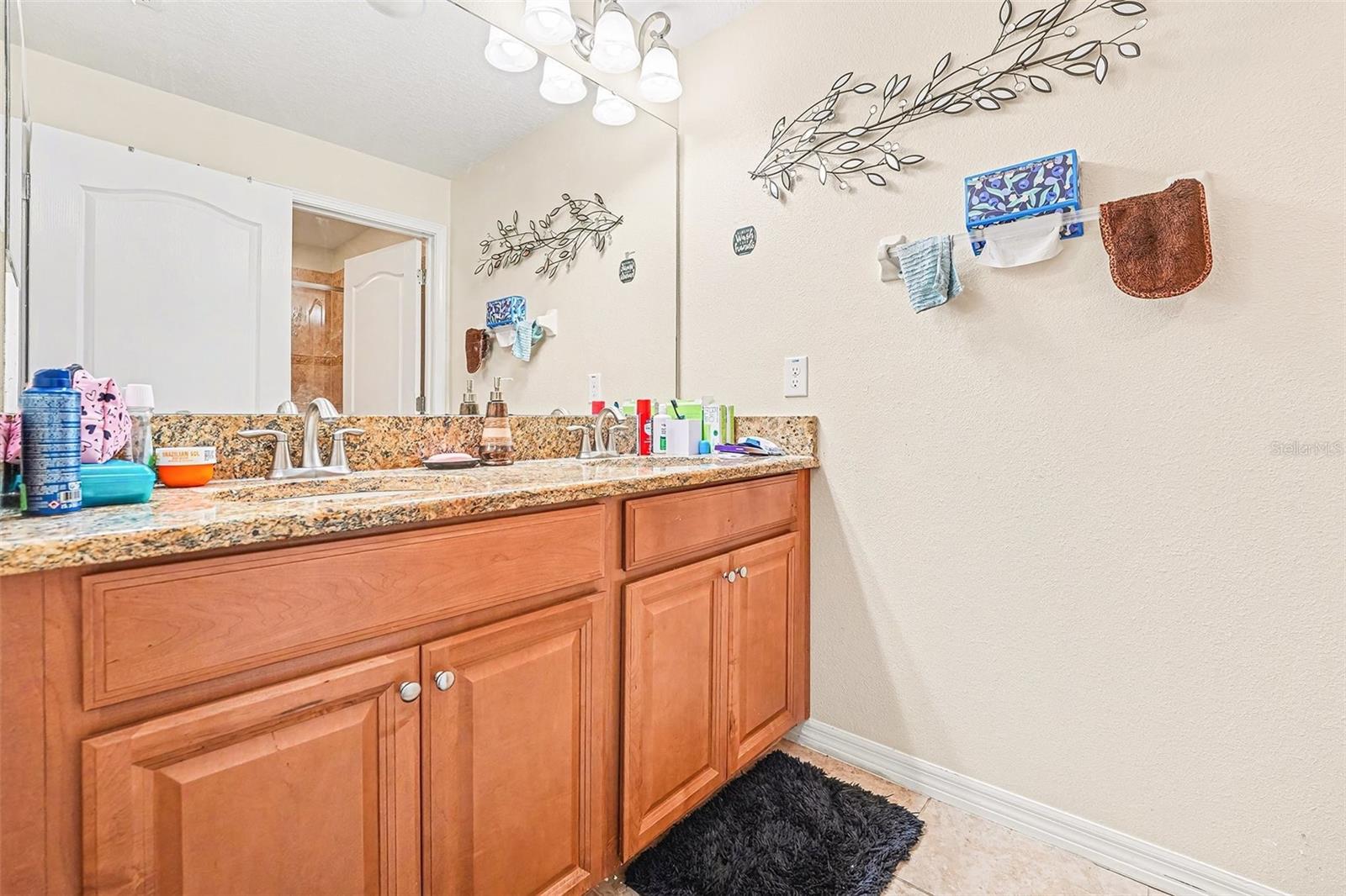 Image 27 of 45 For 3081 Beach Palm Avenue