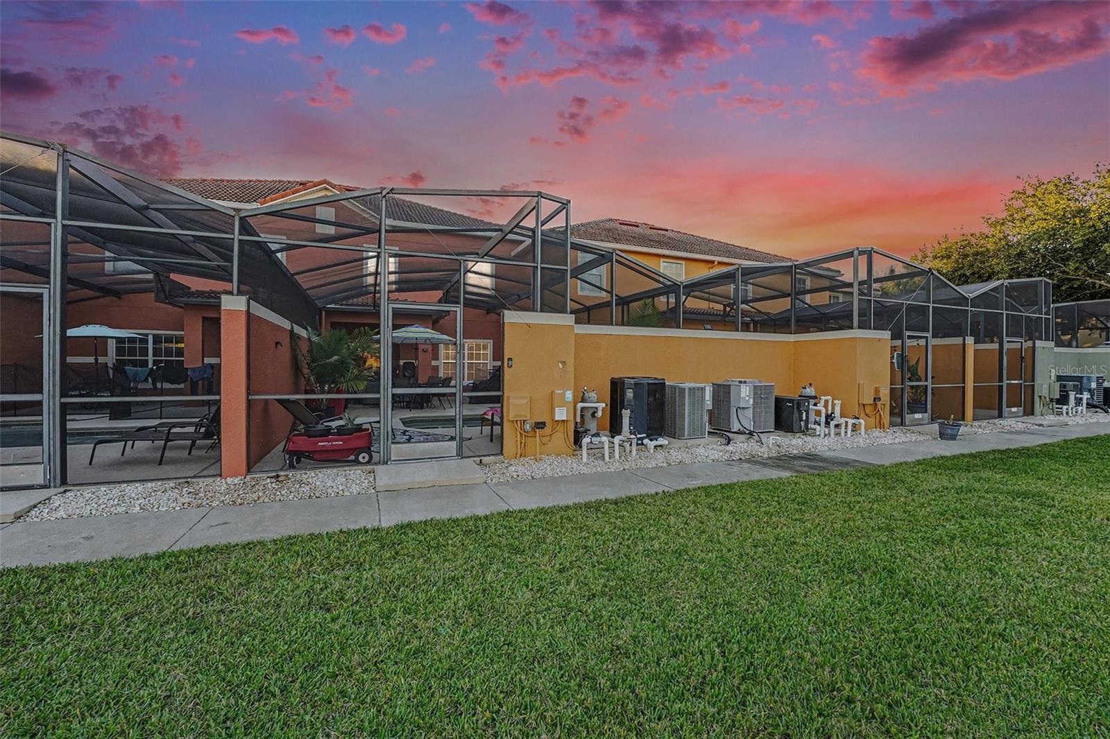 Image 35 of 45 For 3081 Beach Palm Avenue