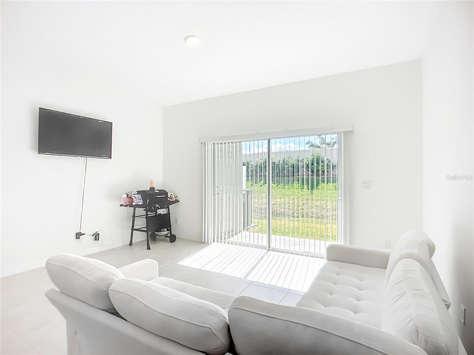 Image 11 of 37 For 16642 San Nicola Place