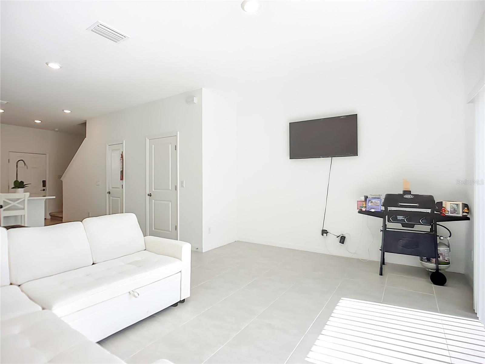 Image 15 of 37 For 16642 San Nicola Place