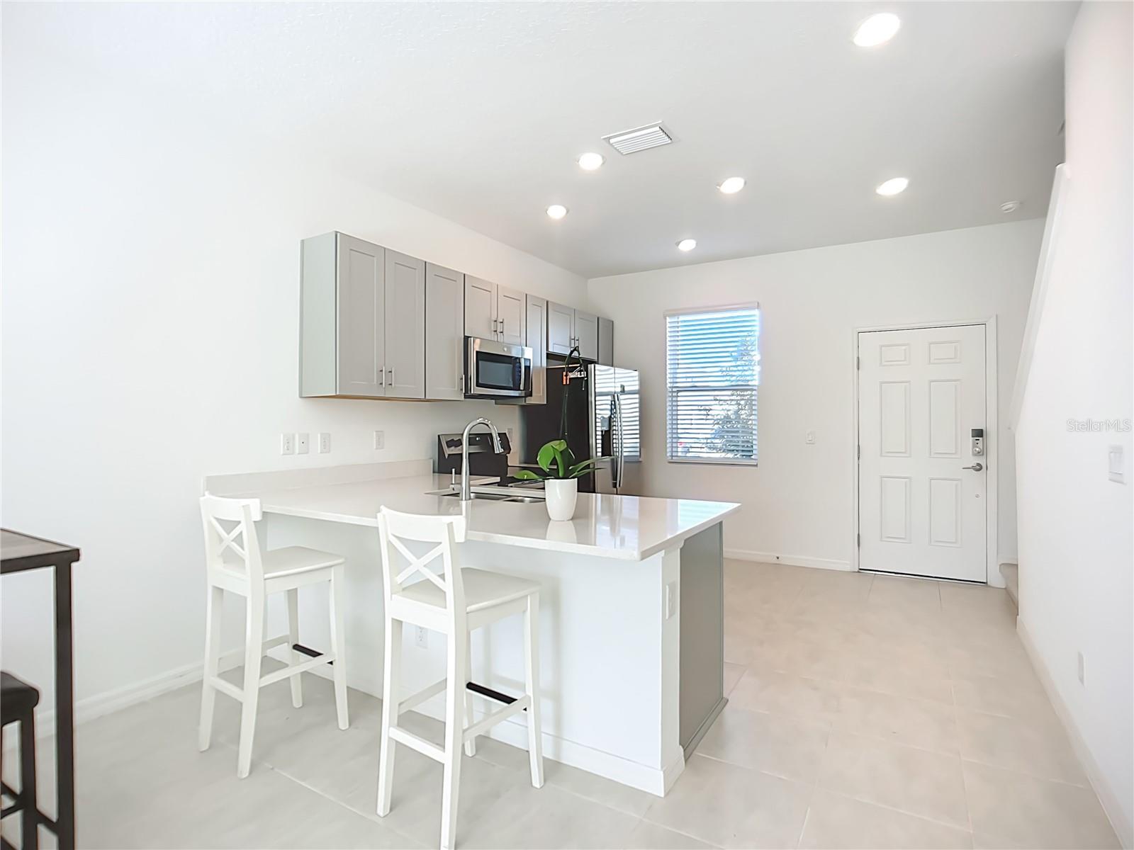 Image 9 of 37 For 16642 San Nicola Place