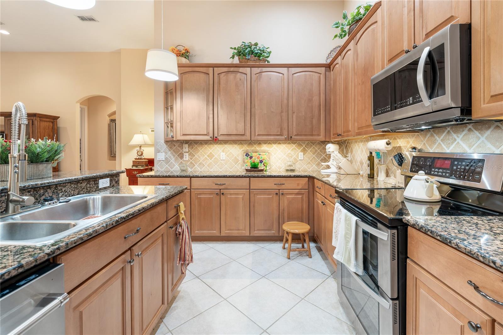 Image 18 of 64 For 13649 Zori Lane