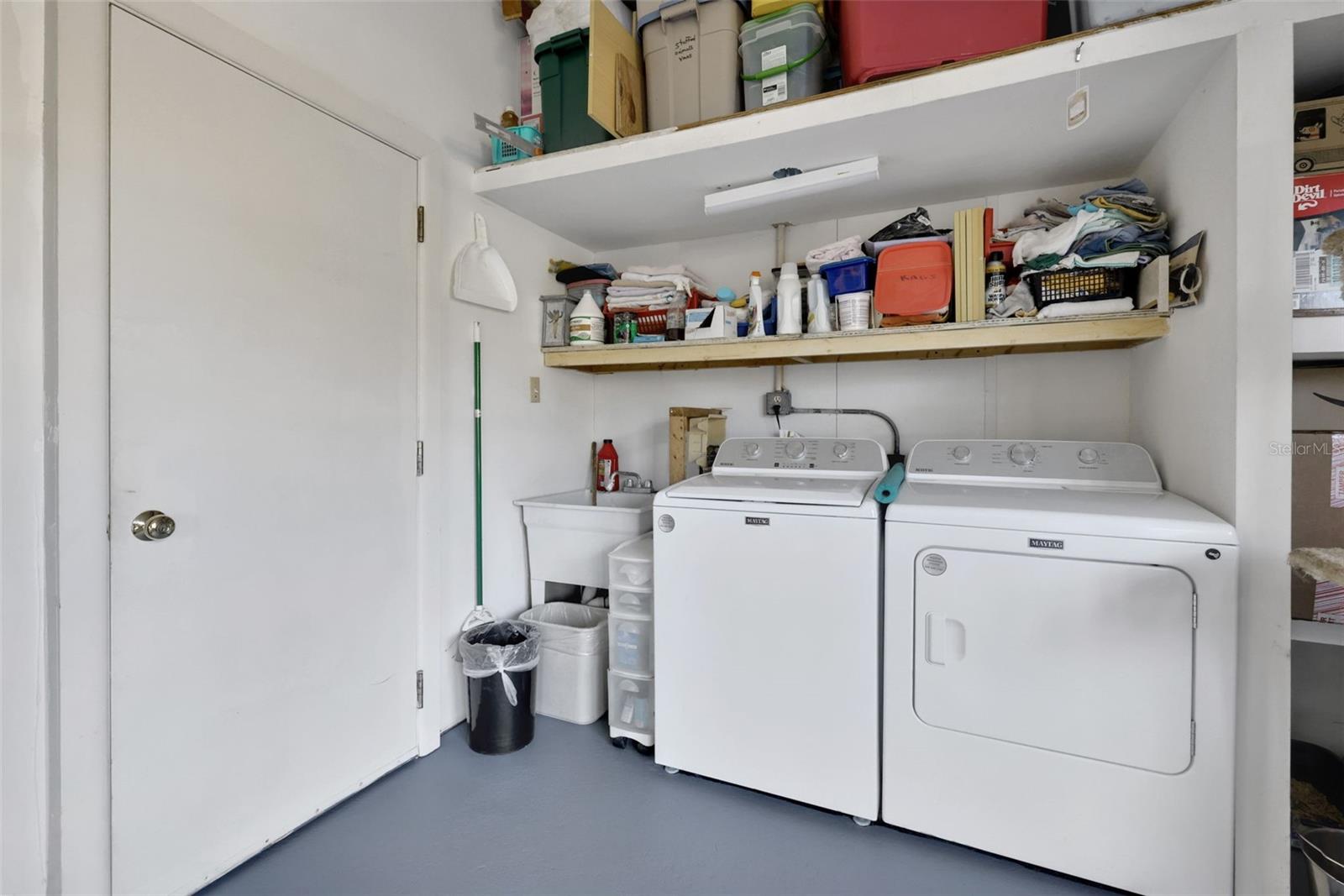 Image 27 of 47 For 199 Rosewood Avenue