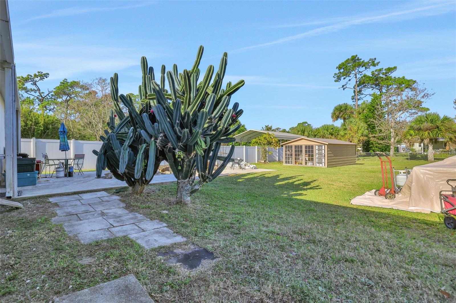 Image 36 of 47 For 199 Rosewood Avenue