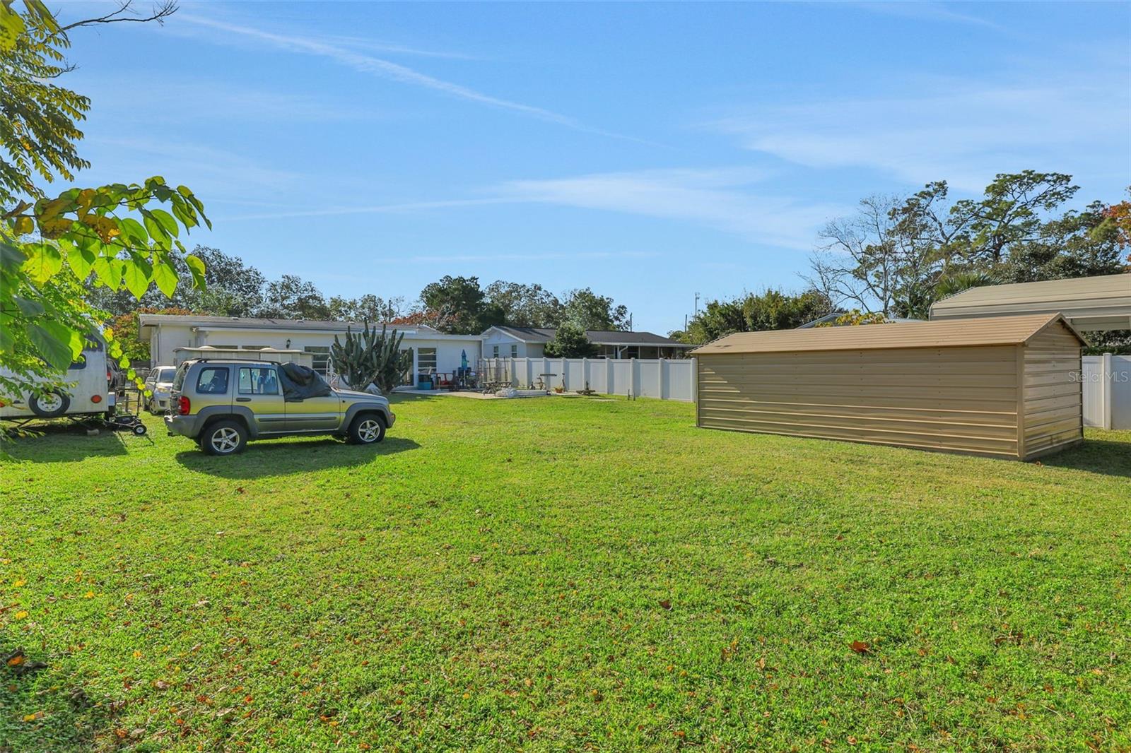 Image 38 of 47 For 199 Rosewood Avenue