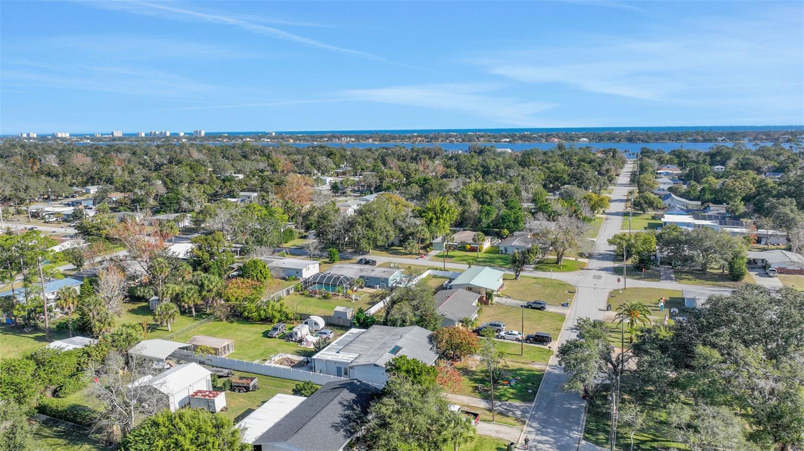 Image 42 of 47 For 199 Rosewood Avenue