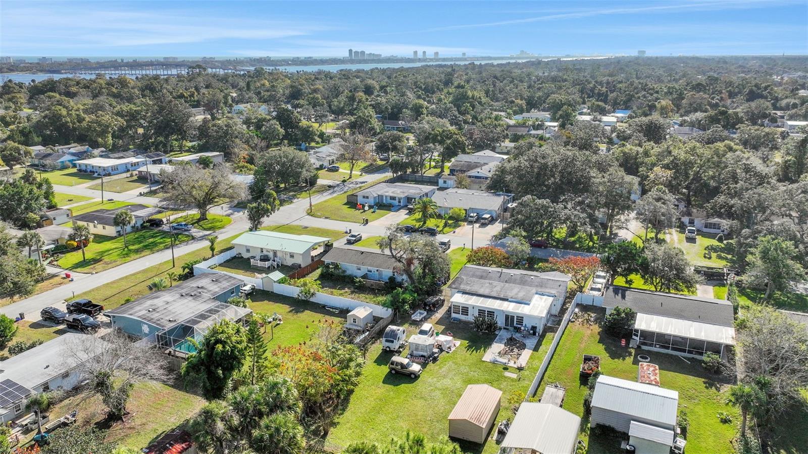 Image 43 of 47 For 199 Rosewood Avenue