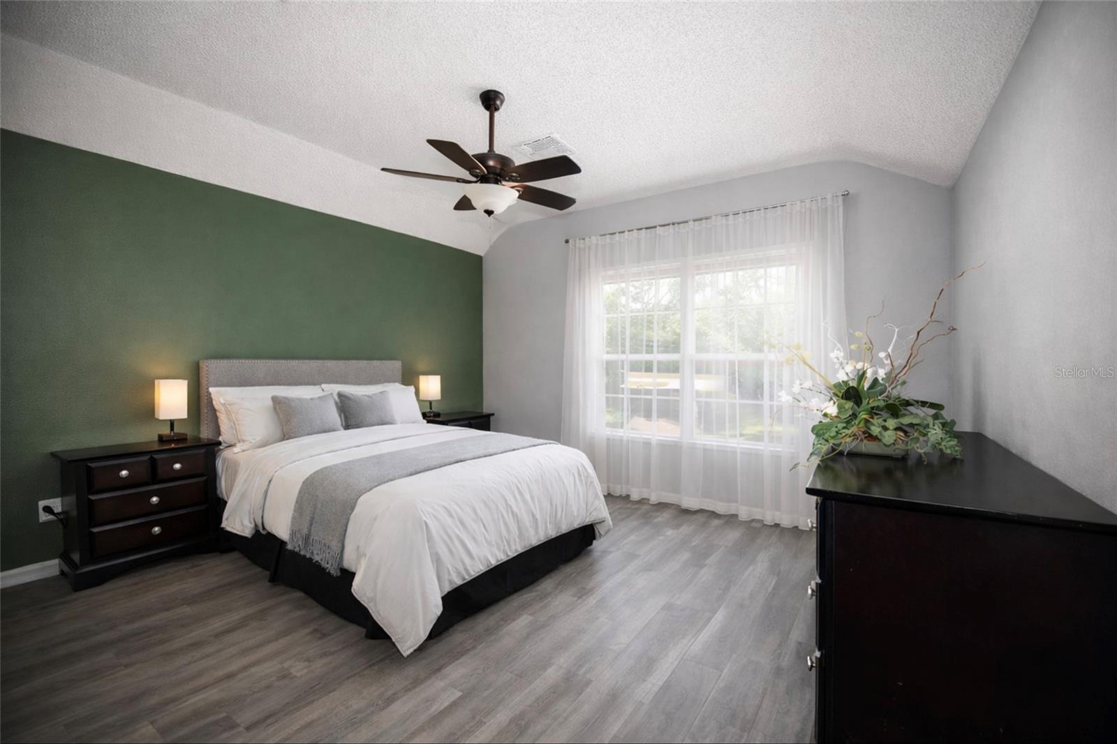 Image 30 of 48 For 1017 Majestic Oak Drive