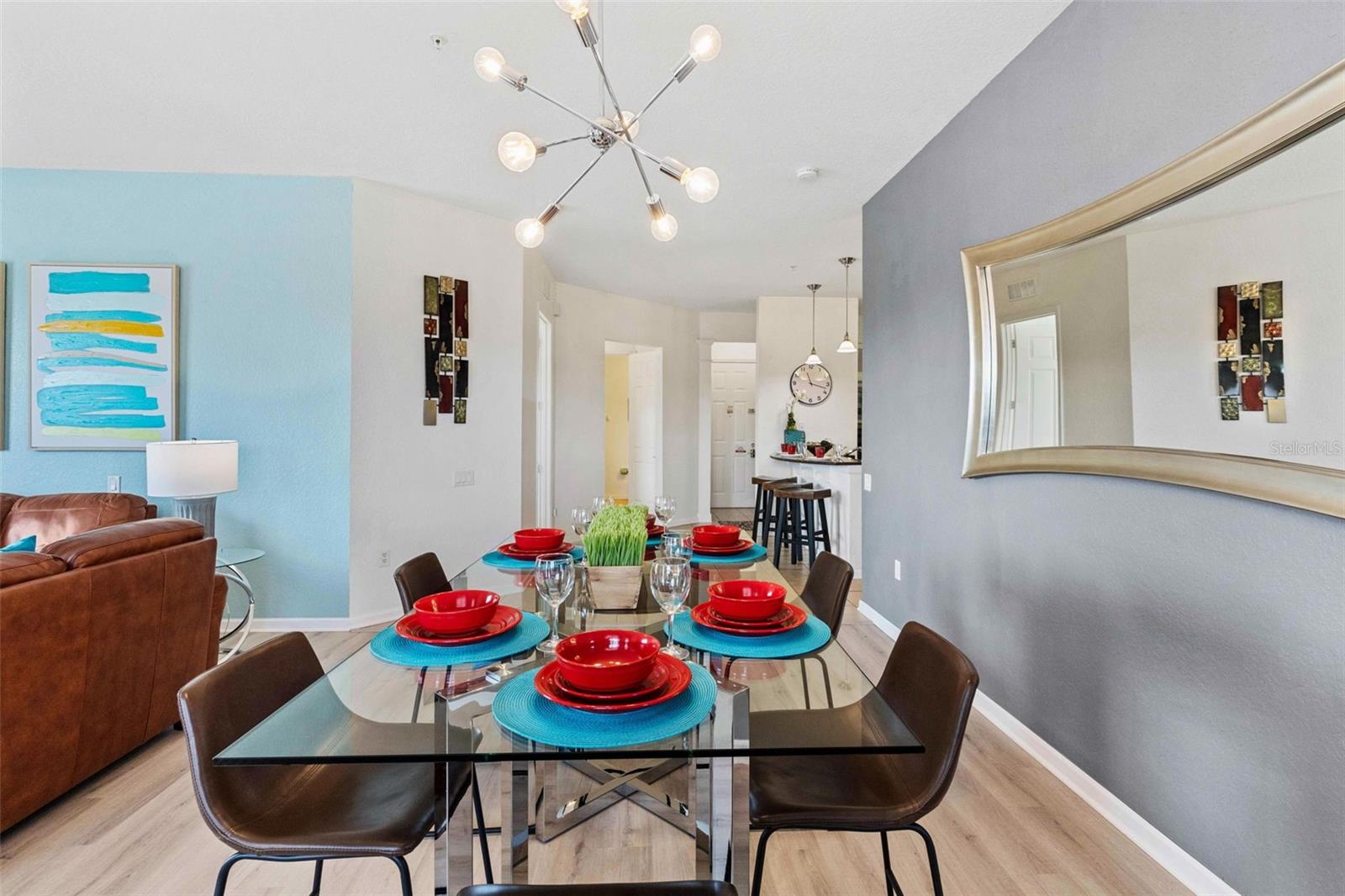 Image 10 of 68 For 4840 Cayview Avenue 403