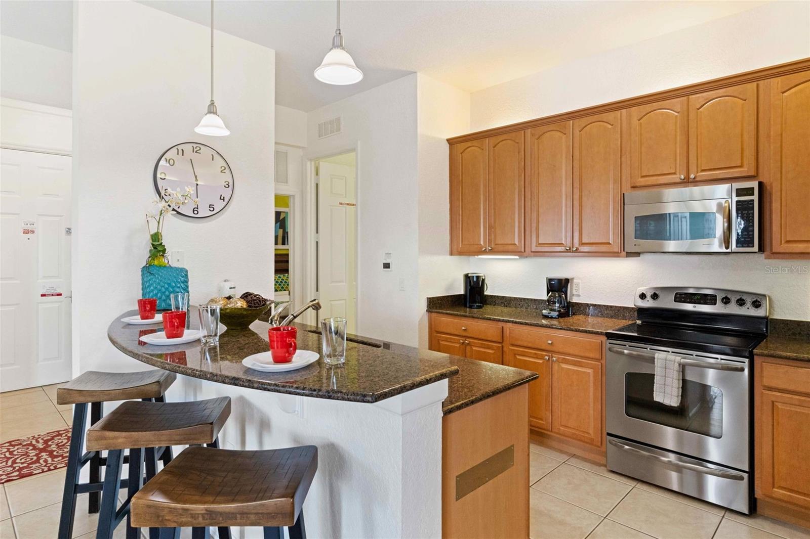 Image 18 of 68 For 4840 Cayview Avenue 403