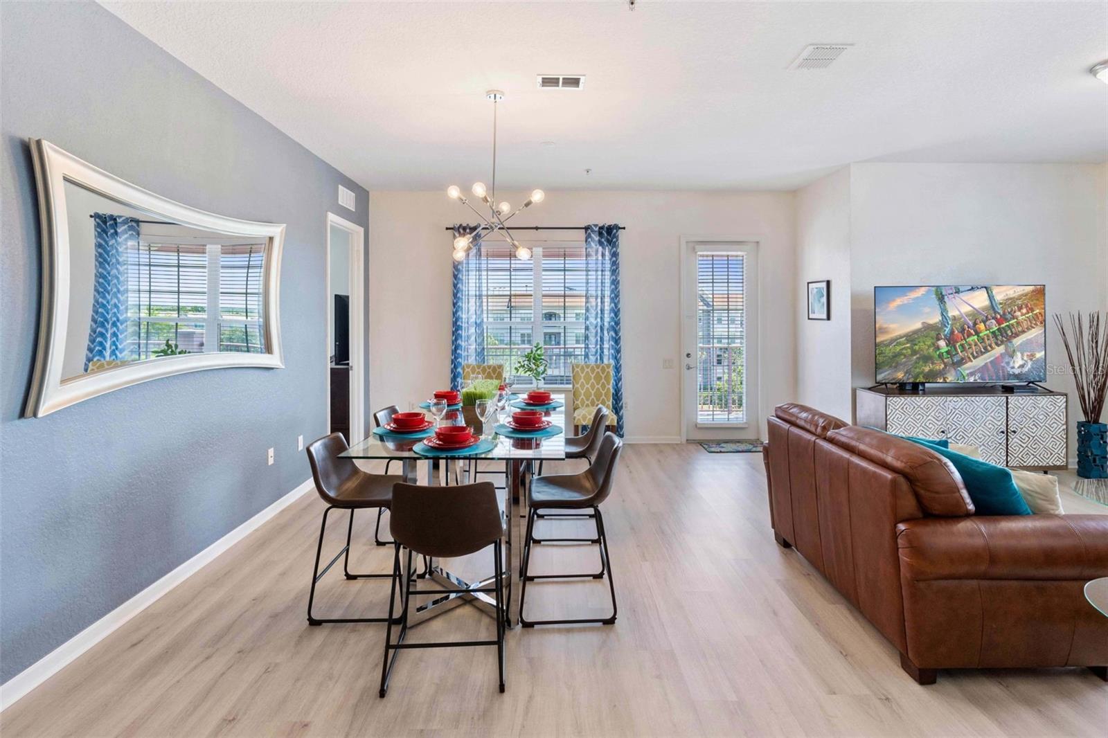 Image 9 of 68 For 4840 Cayview Avenue 403