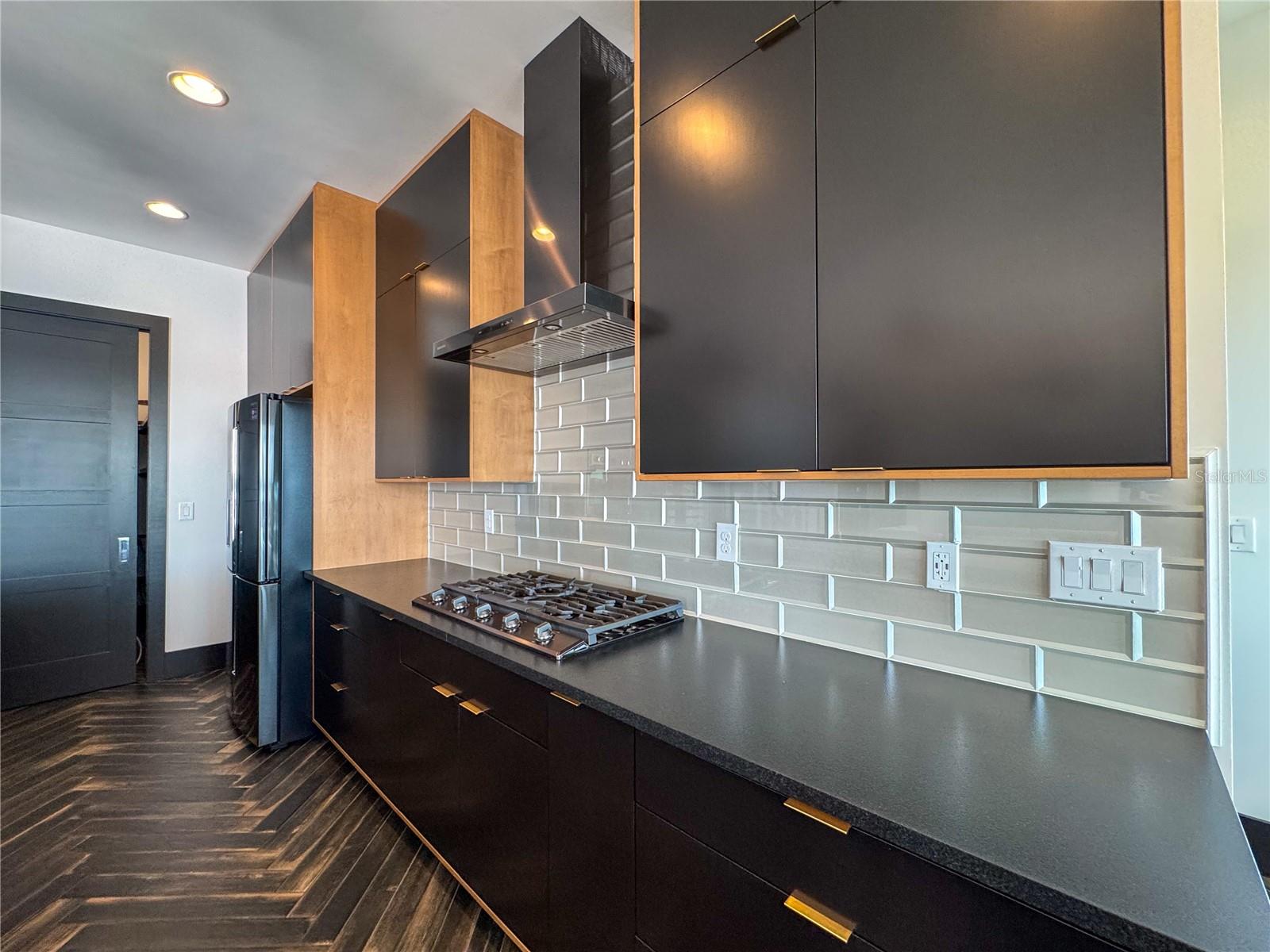 Image 32 of 63 For 7801 9th Avenue S